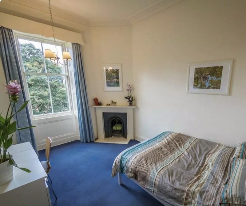 Flat Warrender Park Crescent in City of Edinburgh