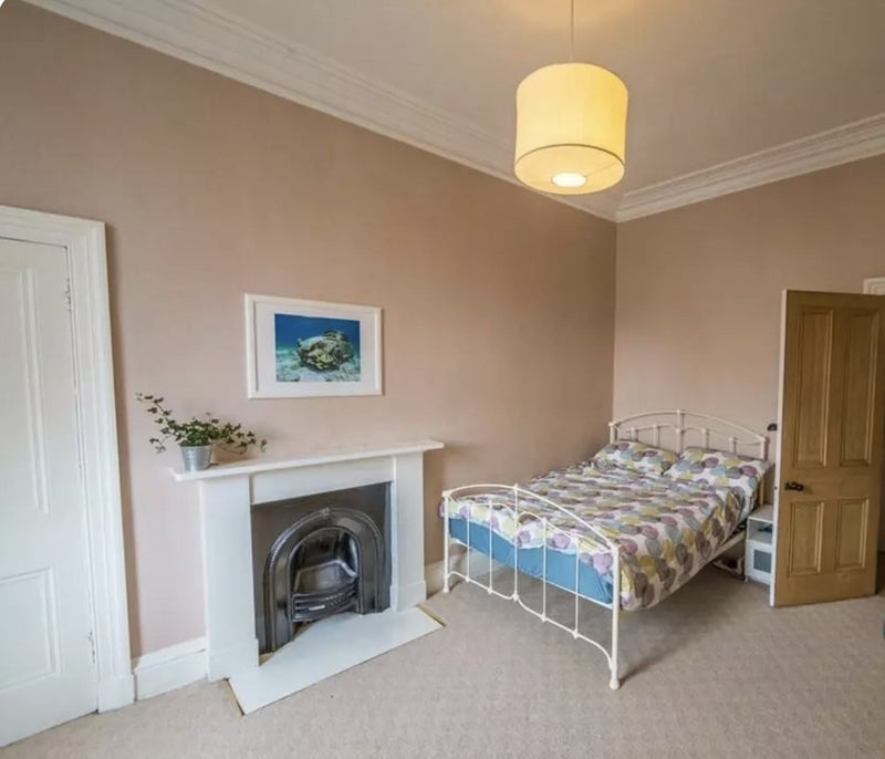 Flat Warrender Park Crescent in City of Edinburgh