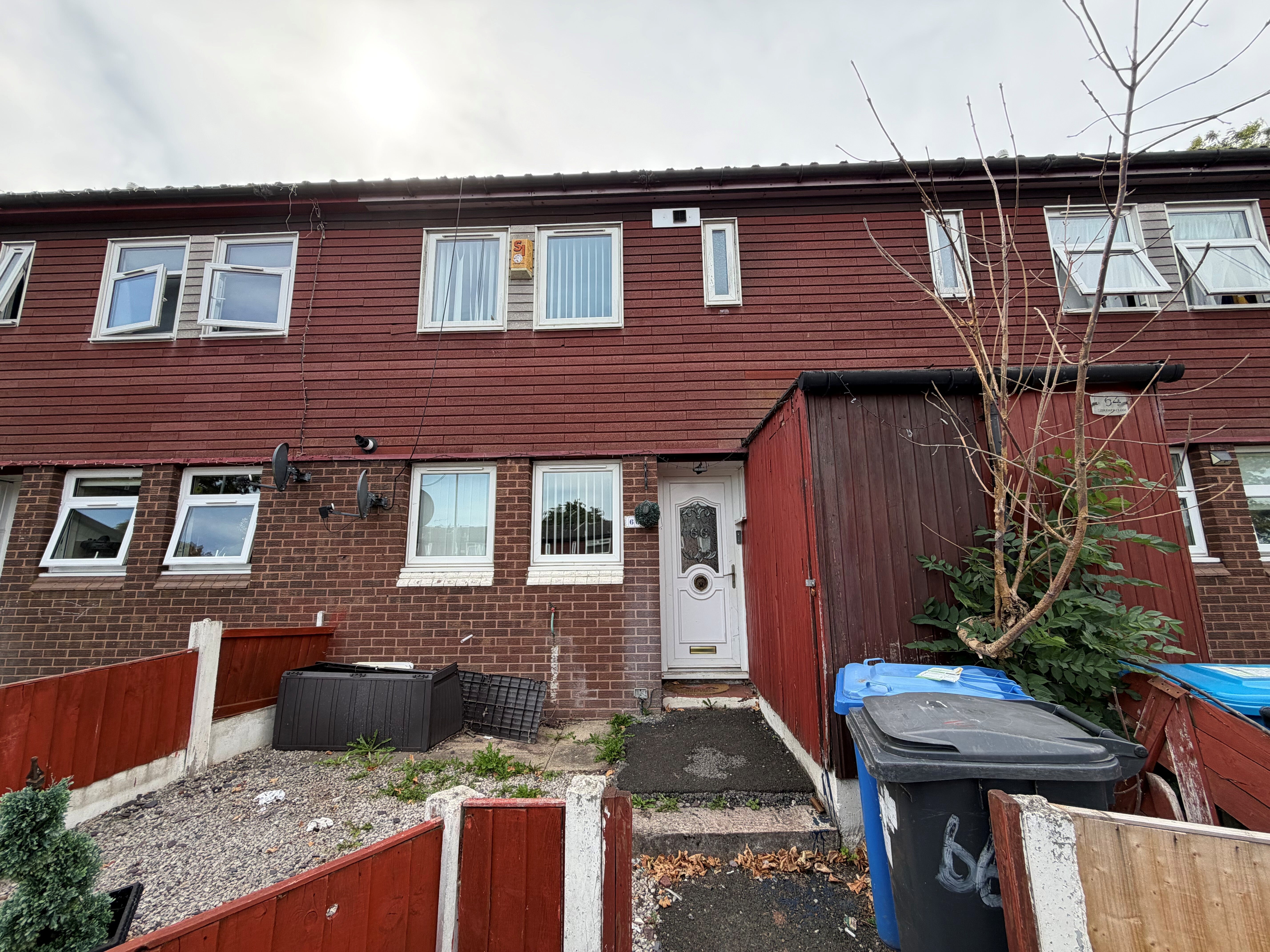 House Liskeard Close in Runcorn