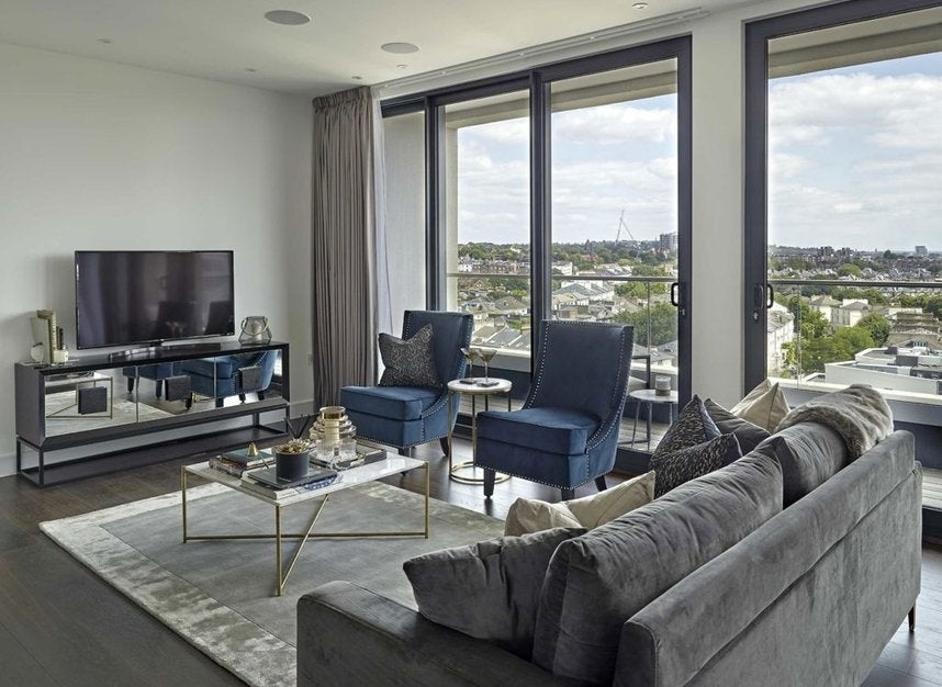 Flat Finchley Road in Greater London