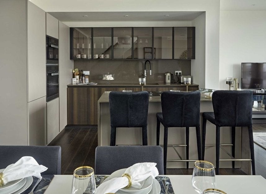 Flat Finchley Road in Greater London