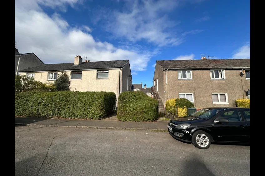 House Ard Road in Renfrew