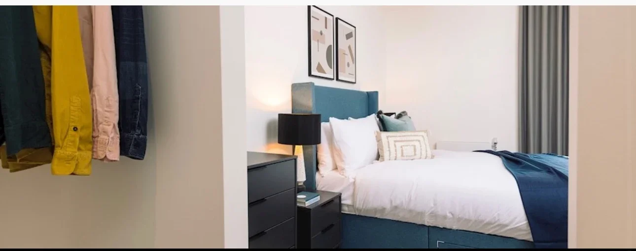 Room Barking Wharf Square in Greater London