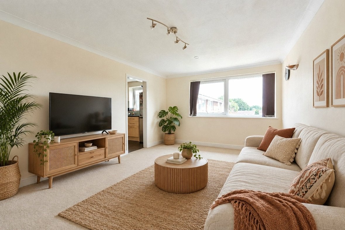 Flat Hatfield Road in St Albans