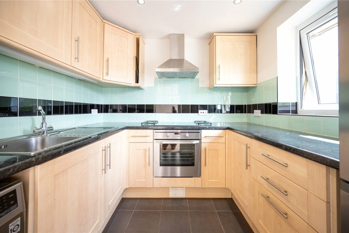 Flat Hatfield Road in St Albans