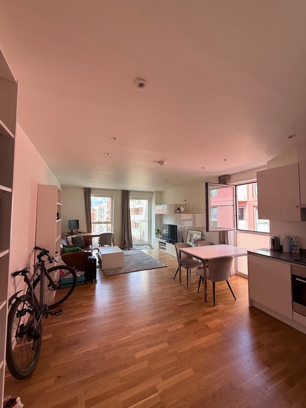 Flat Logan Close in Greater London