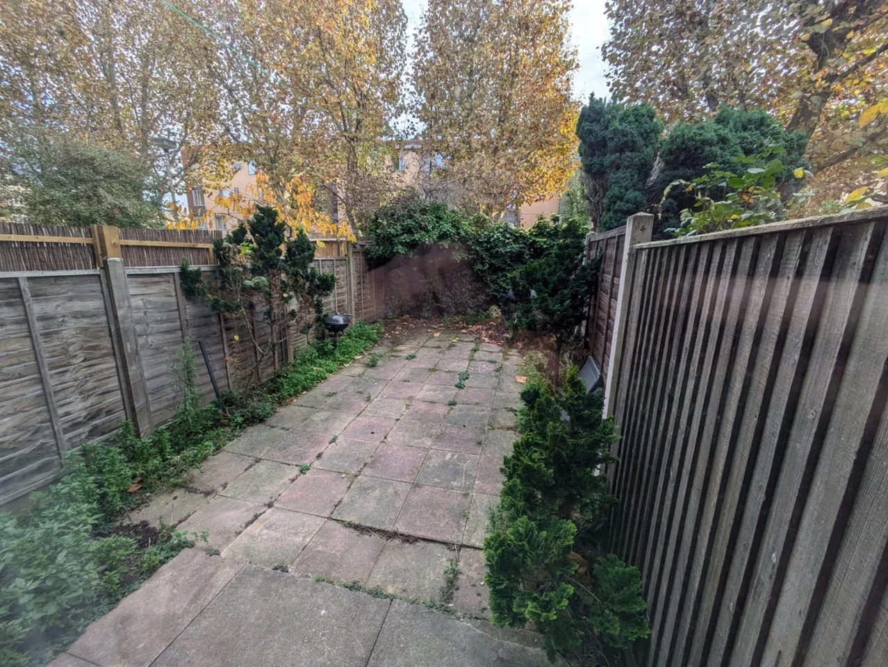 Room Monthope Road in Greater London