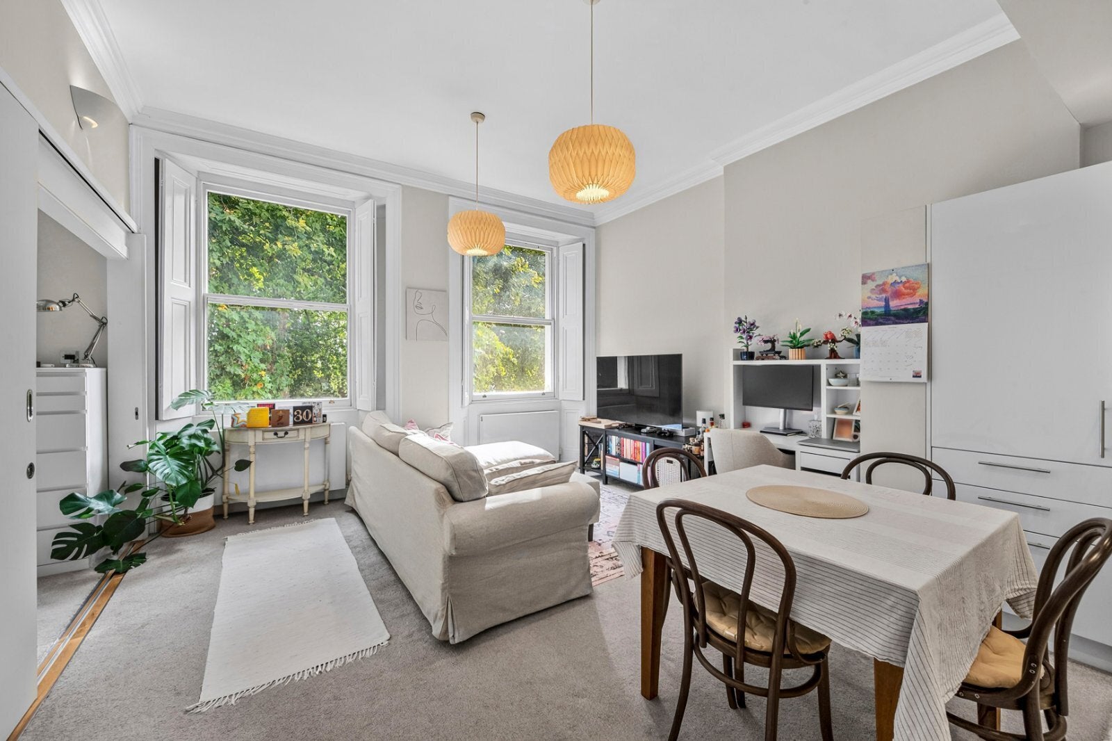 Flat Hyde Park Square in City of Westminster