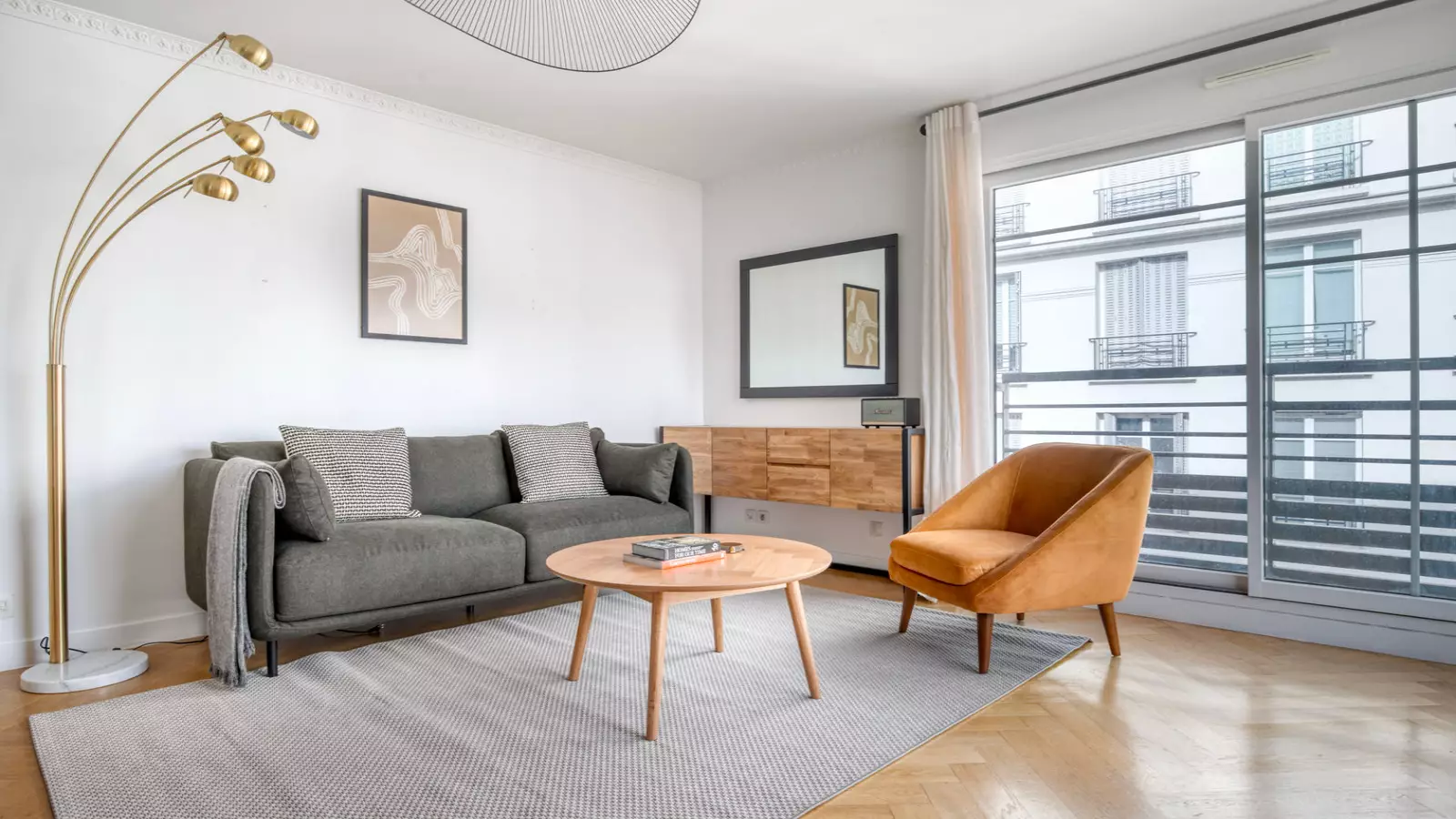 Flat Rue de Reims in Paris