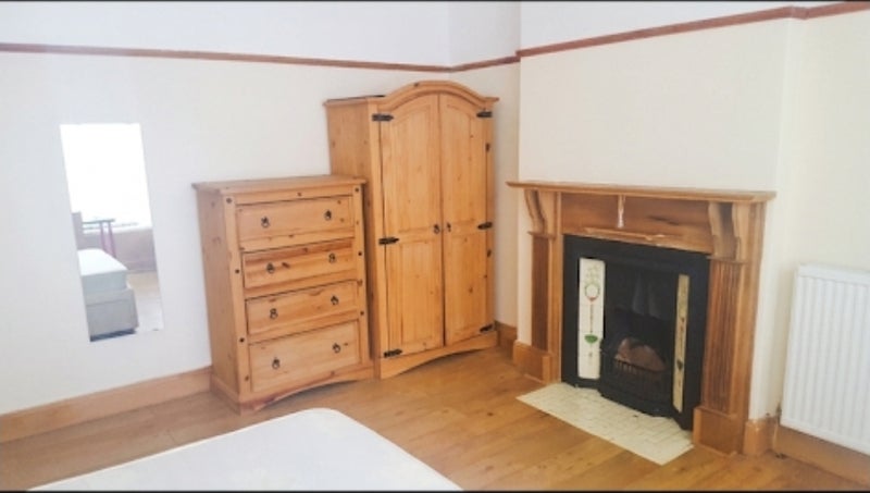 Room Marlborough Road in Cardiff