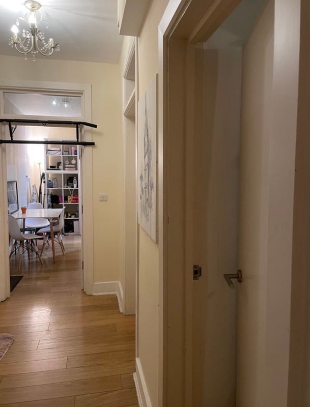 Room Cornwall Gardens in Greater London