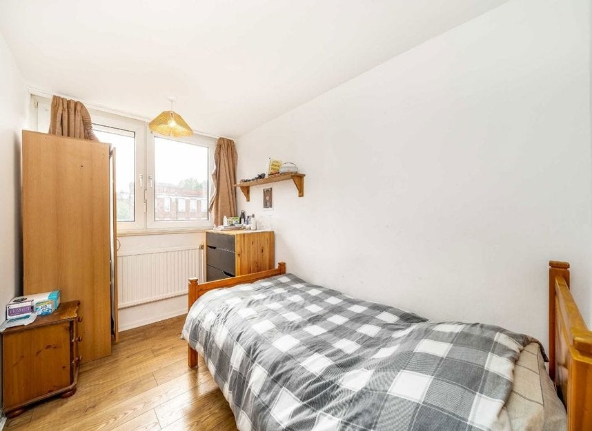 Flat Haverstock Road in Greater London