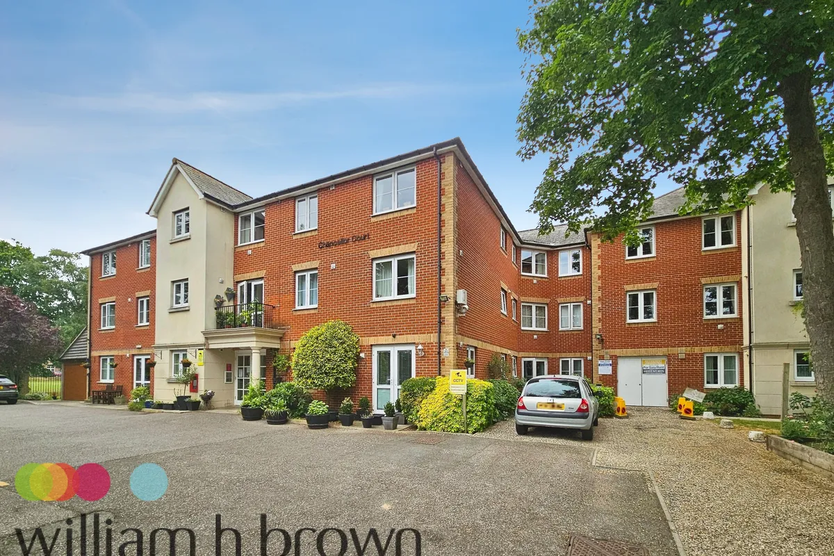 Flat Broomfield Road in Chelmsford