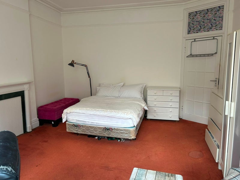 Room Lauderdale Road in City of Westminster