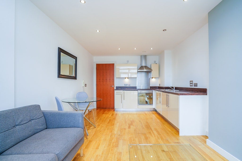 Flat Gotts Road in Leeds