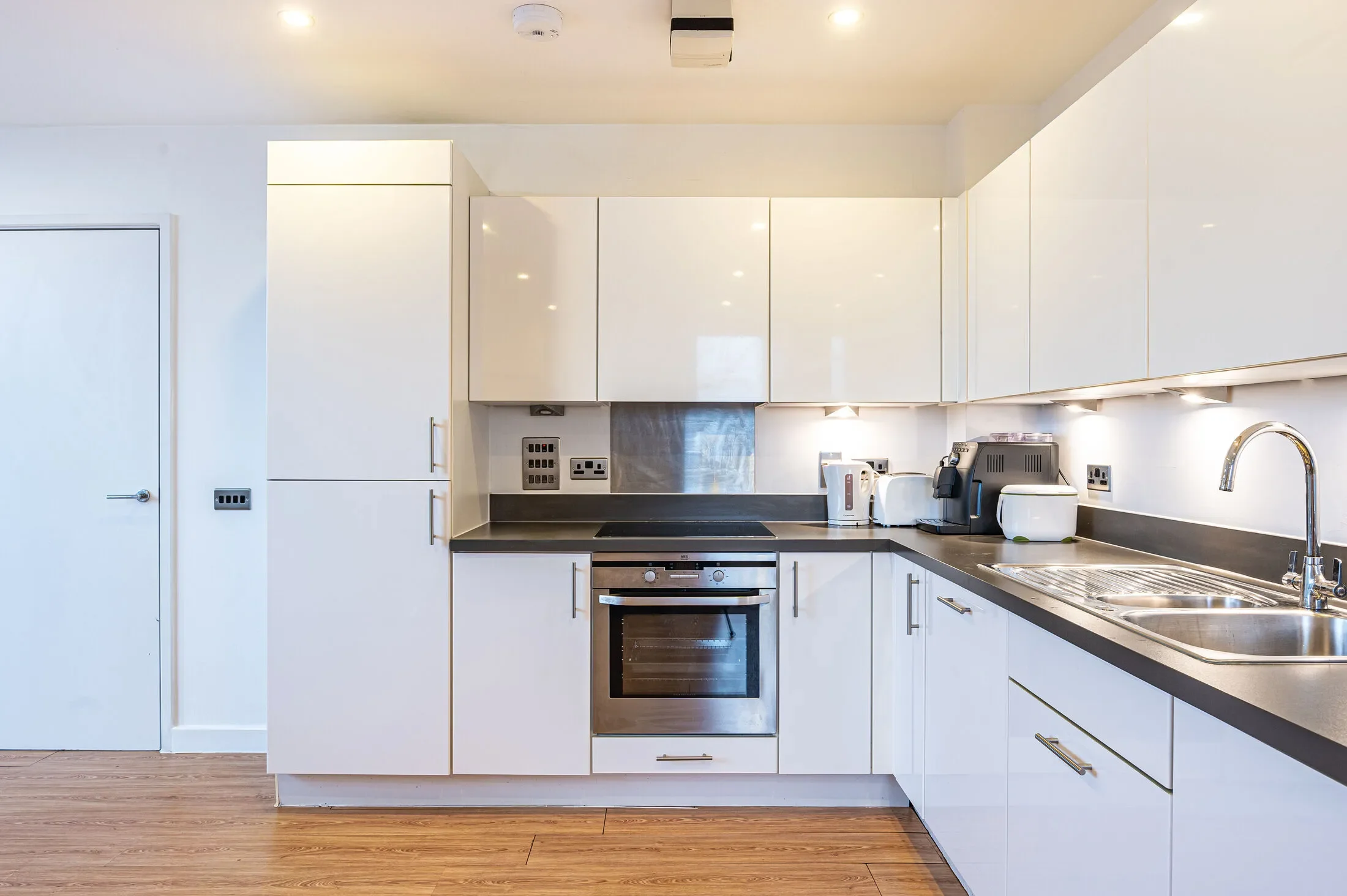 Flat Augustus Street in Greater London
