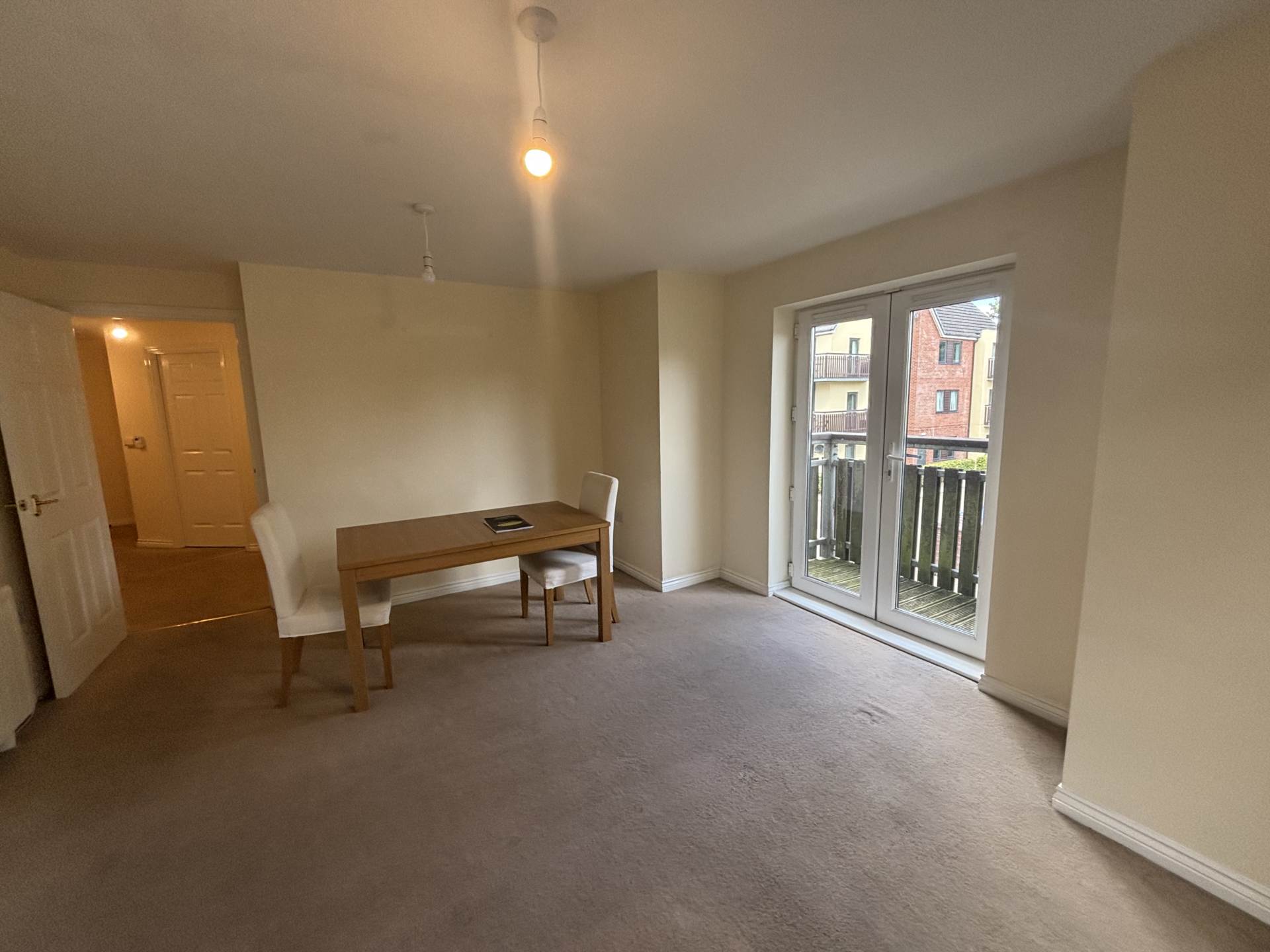 Flat Mere Drive in Salford