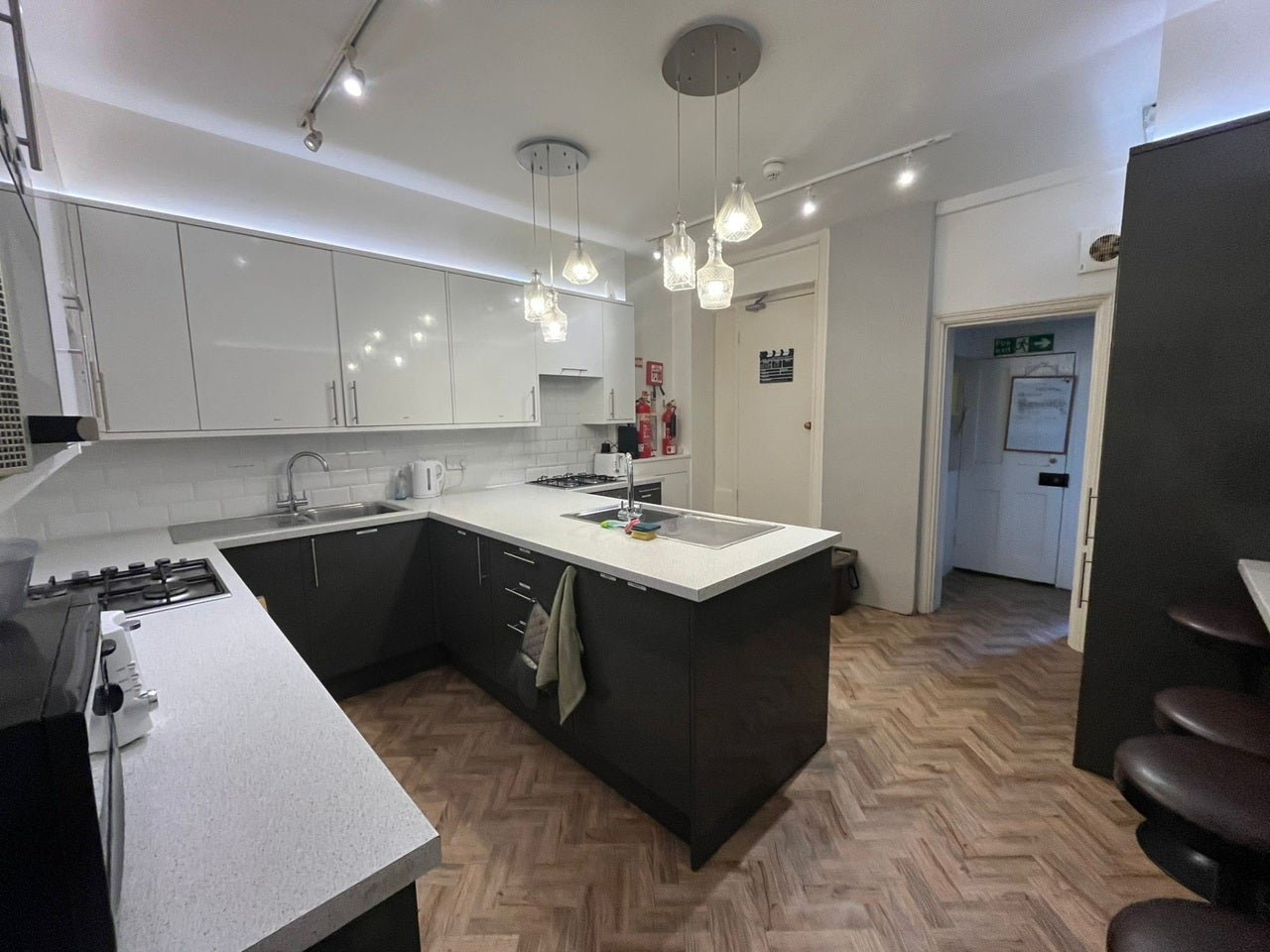 Room Station Road in Greater London
