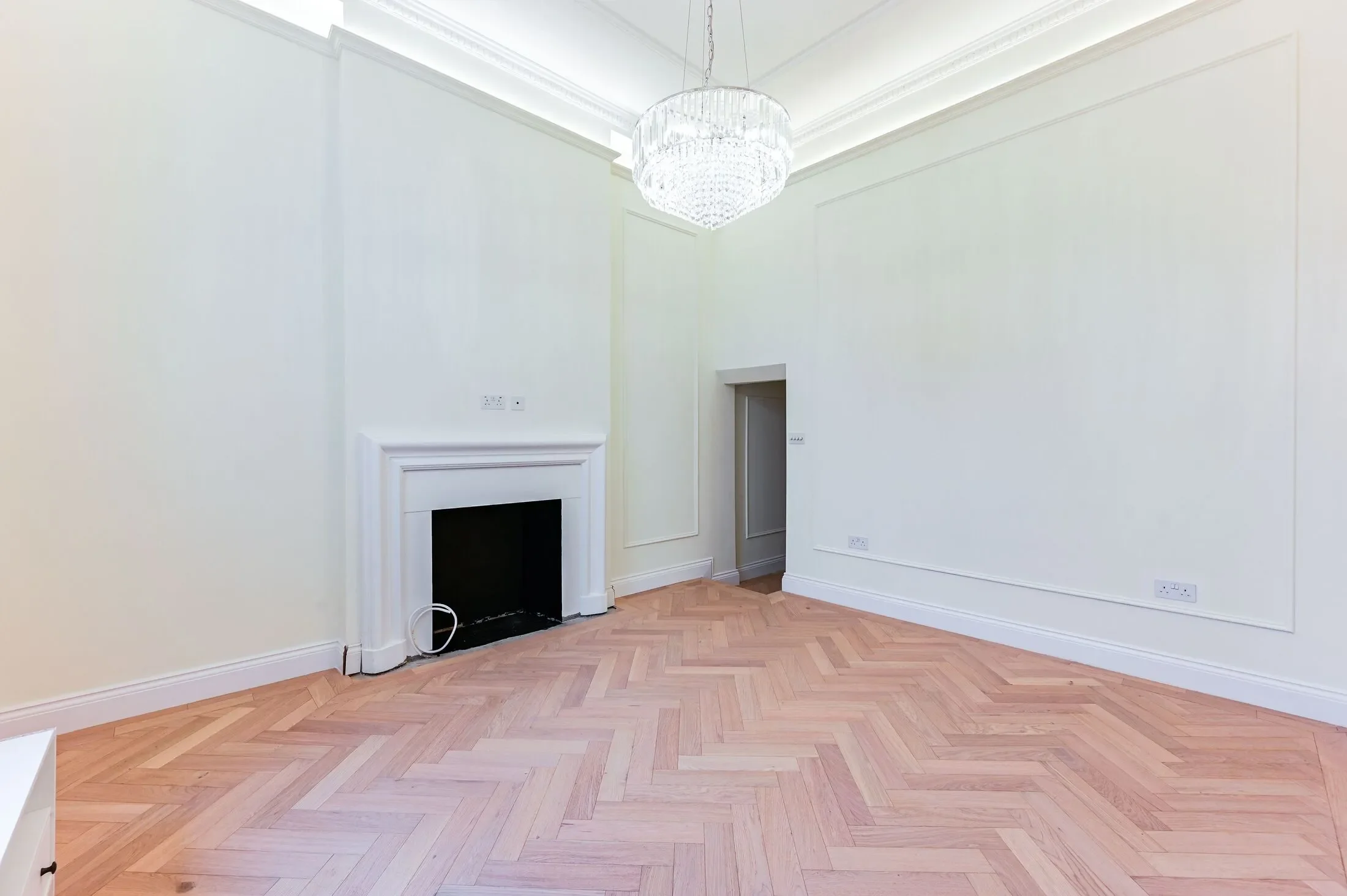 Flat Chesham Street in City of Westminster