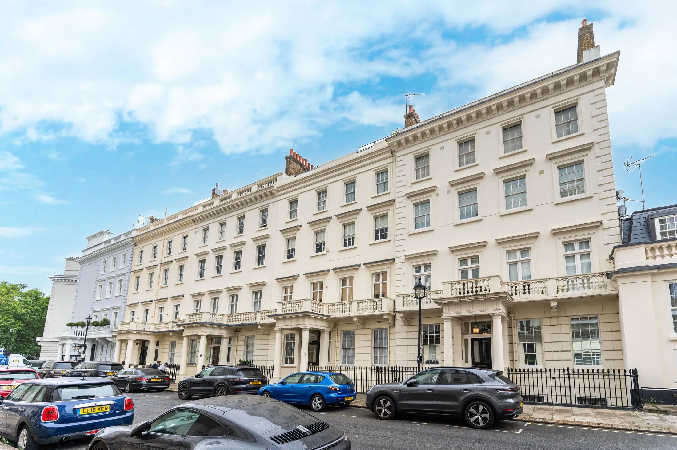 Flat Chesham Street in City of Westminster