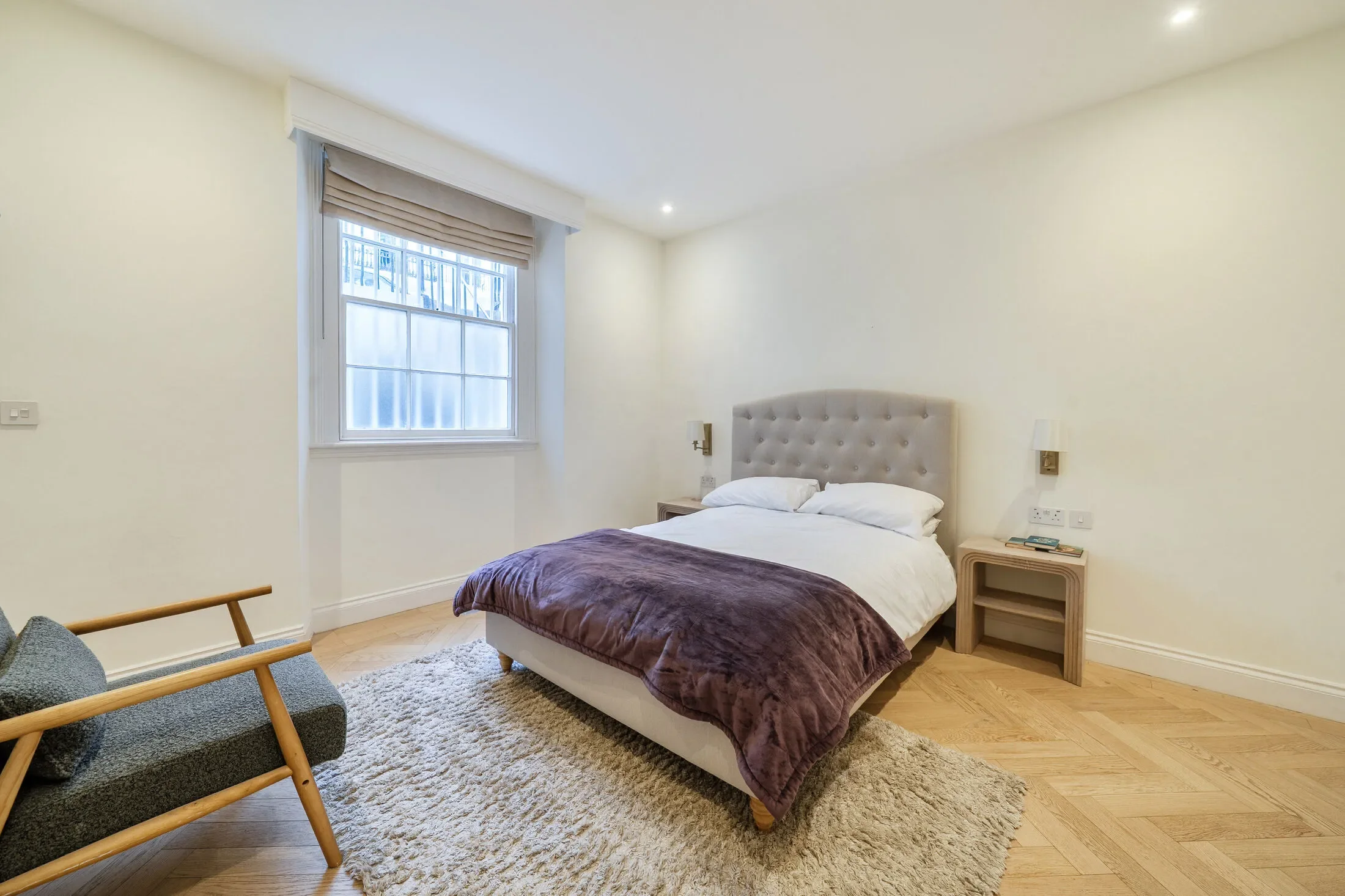 Flat Chesham Street in City of Westminster