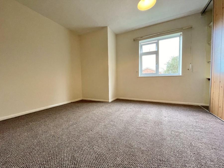Flat Epsom Walk in Hereford