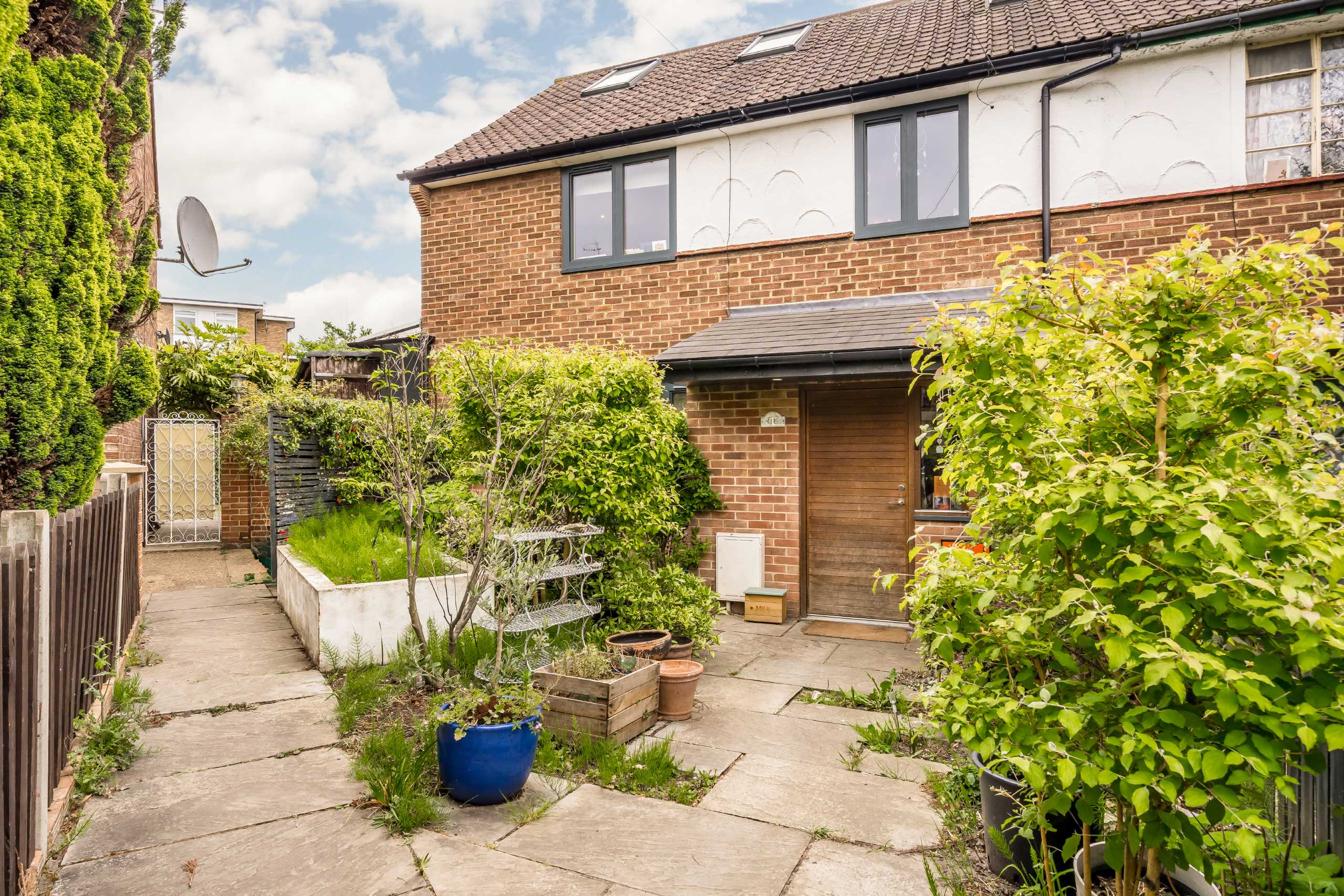 House Herbert Road in Greater London