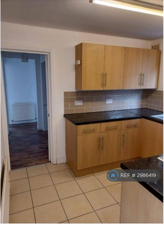Flat Marlborough Close in Greater London