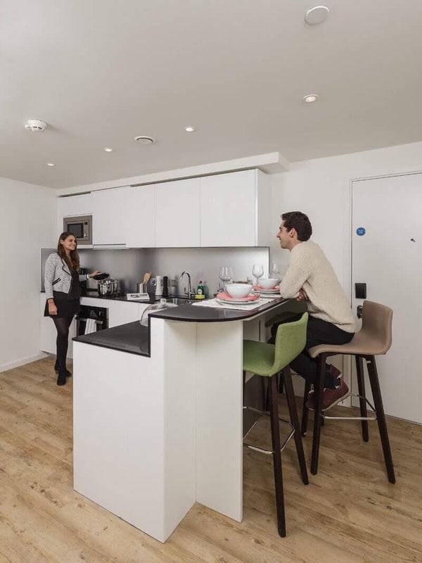 Room Westminster Bridge Road in Greater London