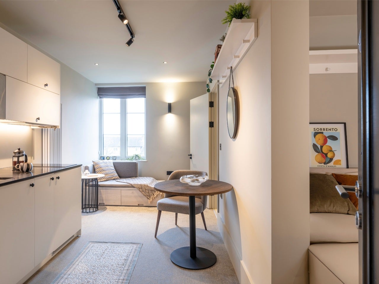Flat Augustus Road in Greater London