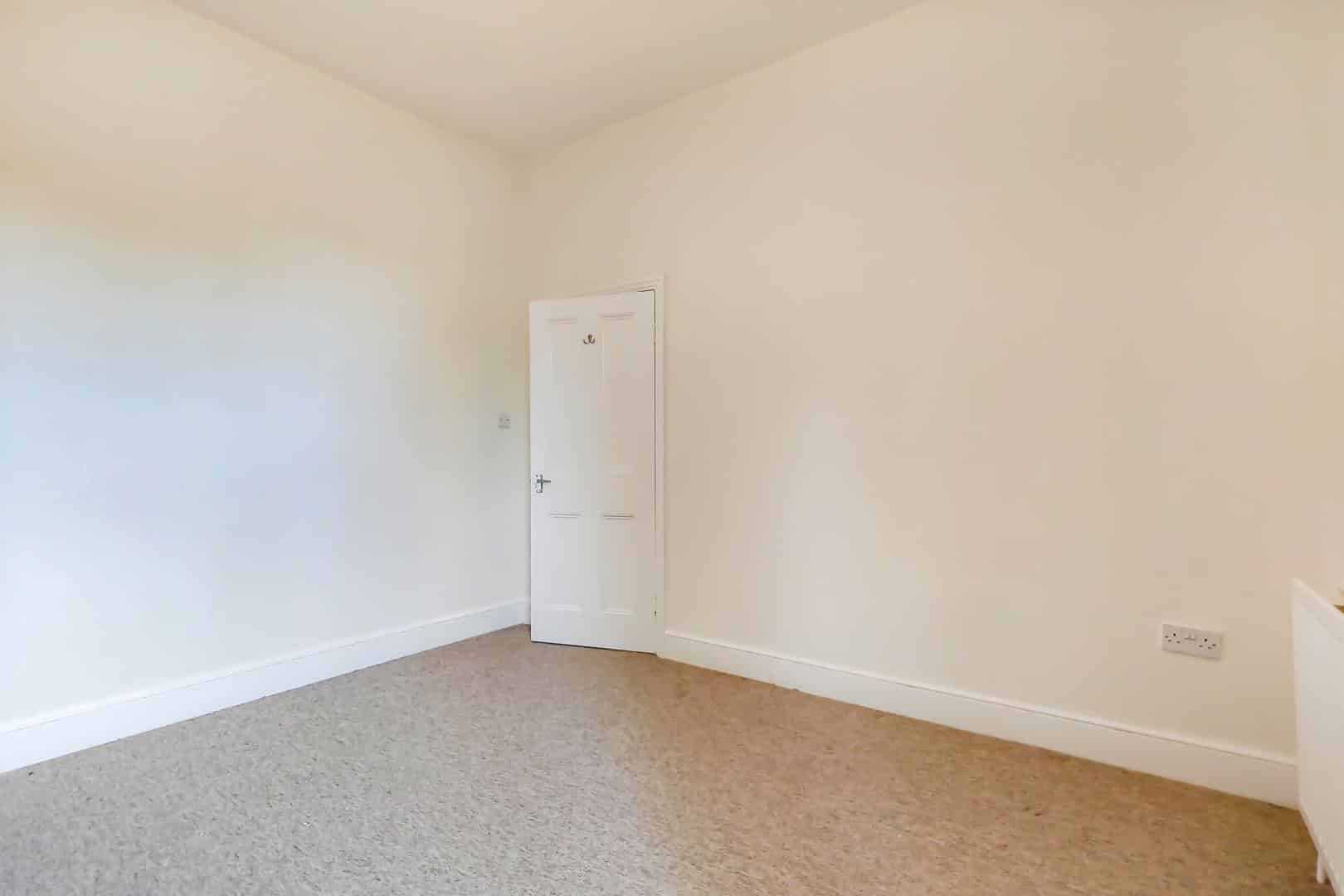 Flat Stapleton Road in Greater London