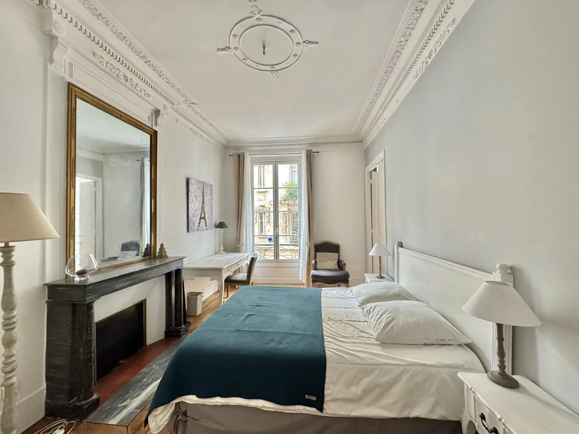 Appartement Rue de Bellechasse à Paris