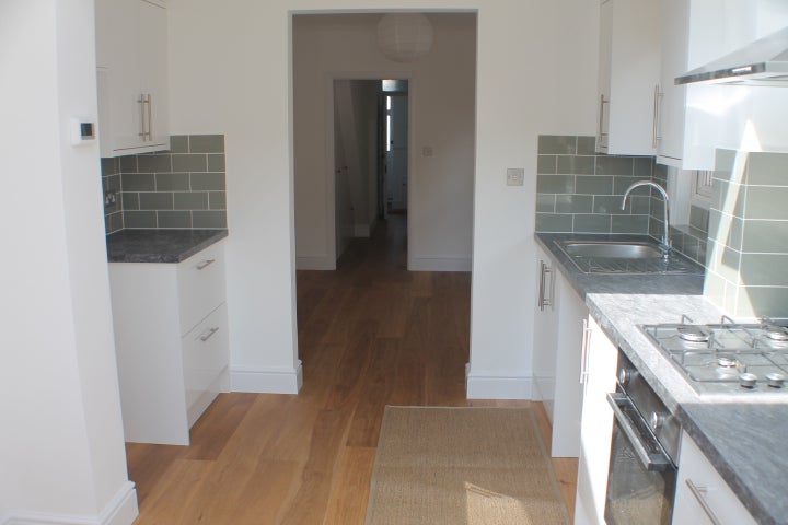 Flat Cavendish Road in Greater London