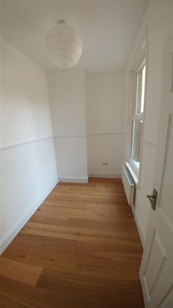Flat Cavendish Road in Greater London