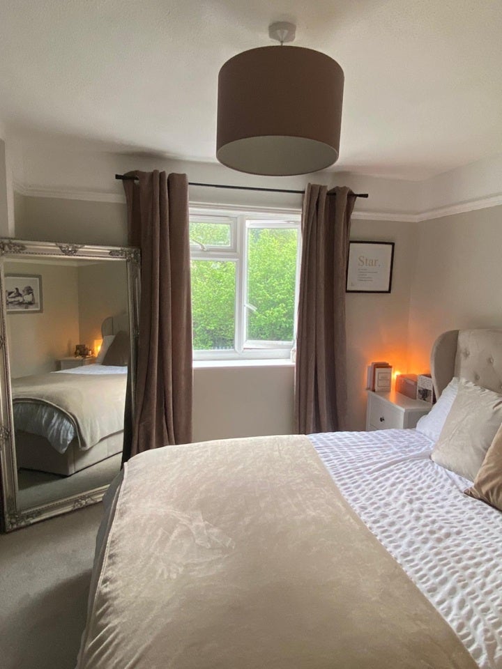 Flat Allum Grove in Reigate and Banstead