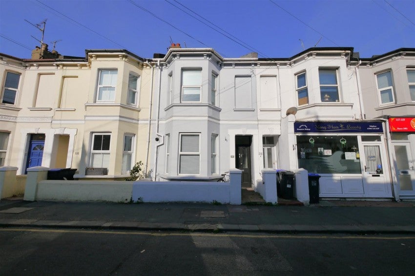 Flat Clifton Road in Worthing