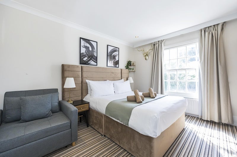 Flat Studd Street in Greater London