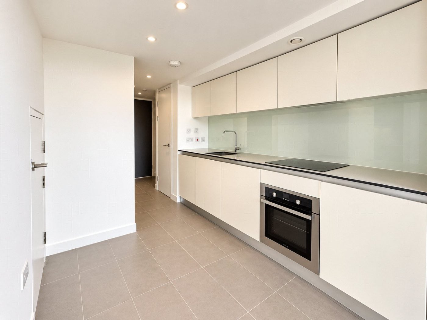 Flat Wills Way in Bristol