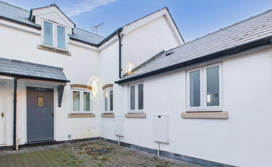 Flat Brookend Street in Ross-on-Wye
