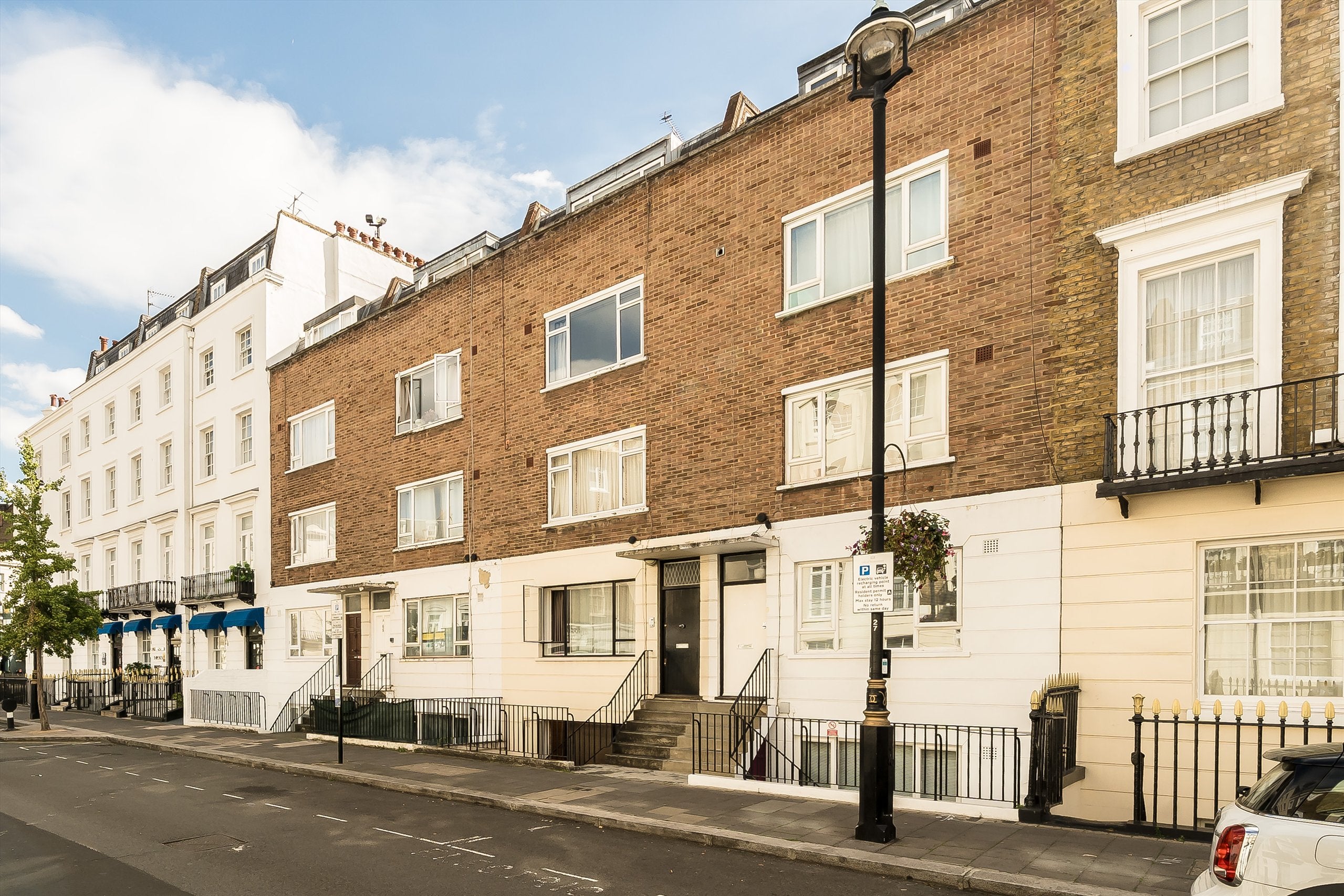 House Warwick Square Mews in City of Westminster