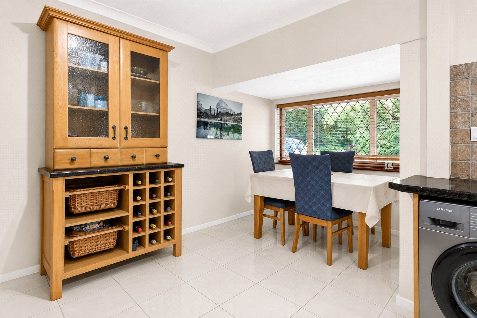 House Pembroke Close in Sunninghill