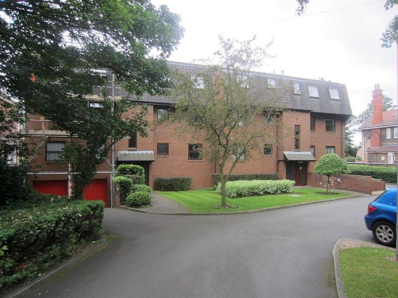 Flat Thorpe Road in Peterborough