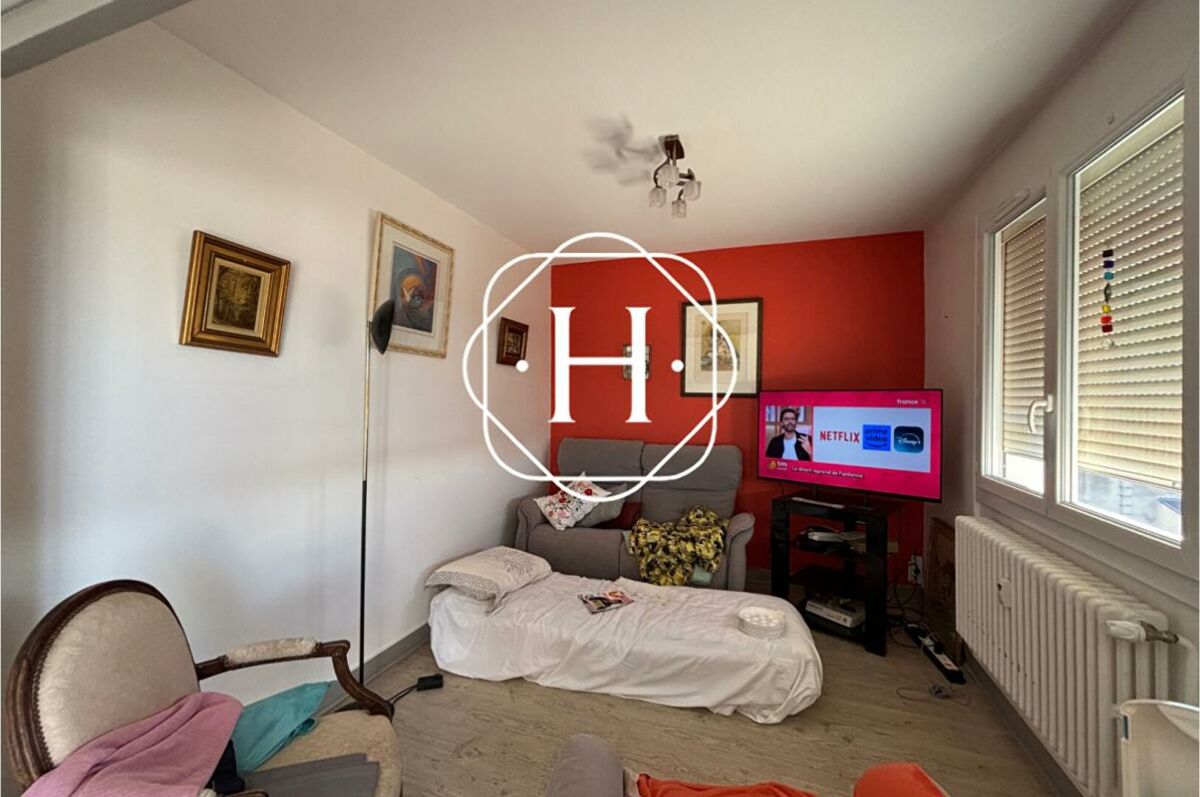 Flat Rue Charles Robin in Bourg-en-Bresse