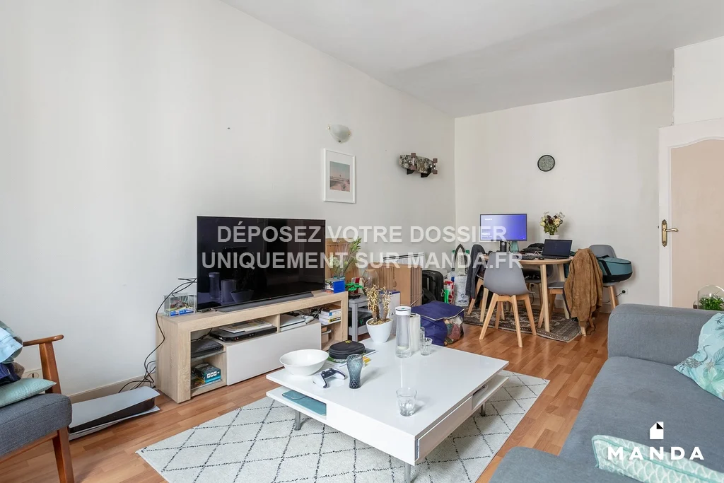 Appartement Rue Violet à Paris