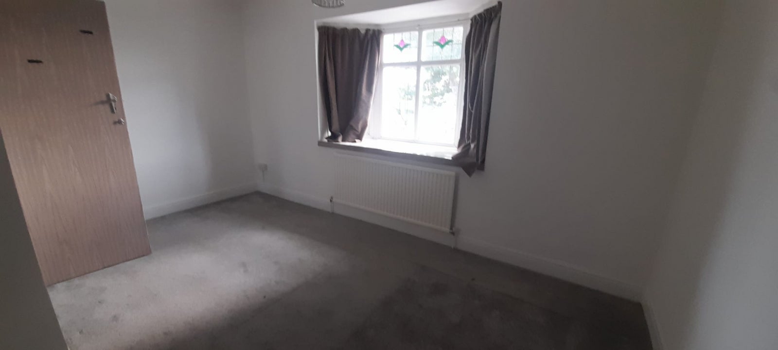 Flat Upney Lane in Greater London
