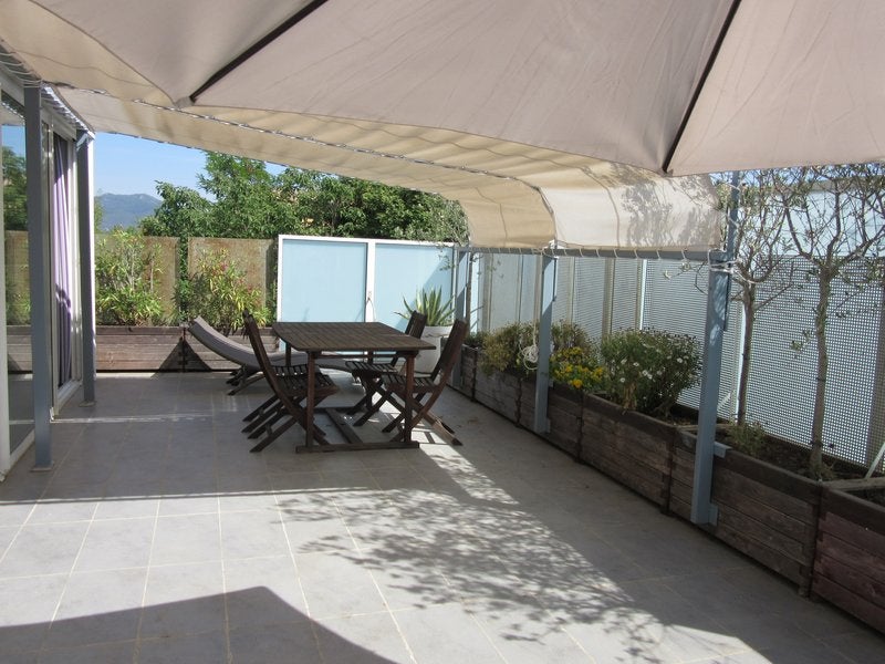 Flat Chemin de la Croix de Garlaban in Aubagne