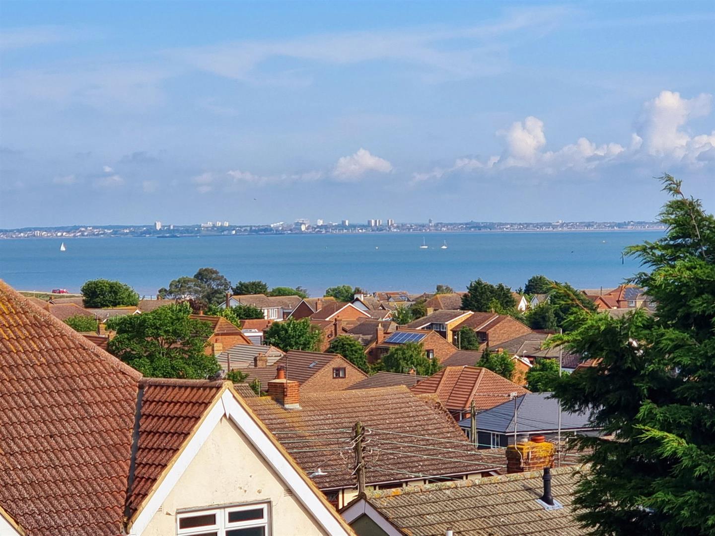 House Rodmer Close in Borough of Swale