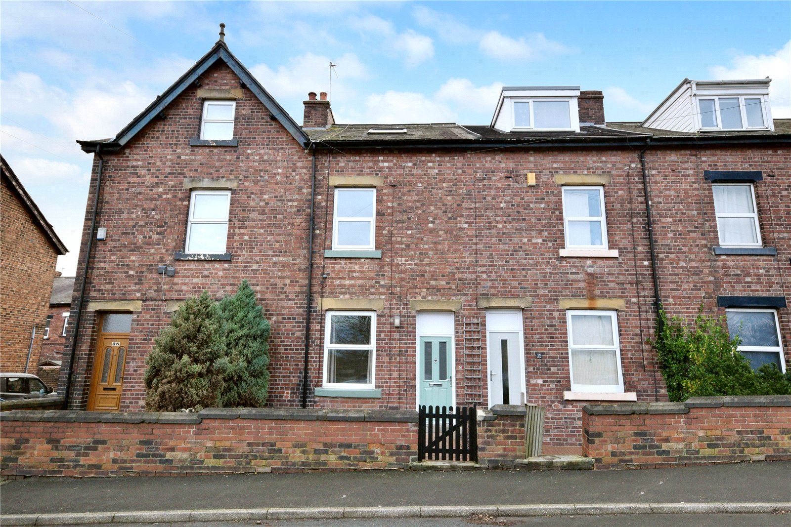 House Colville Terrace in Wakefield