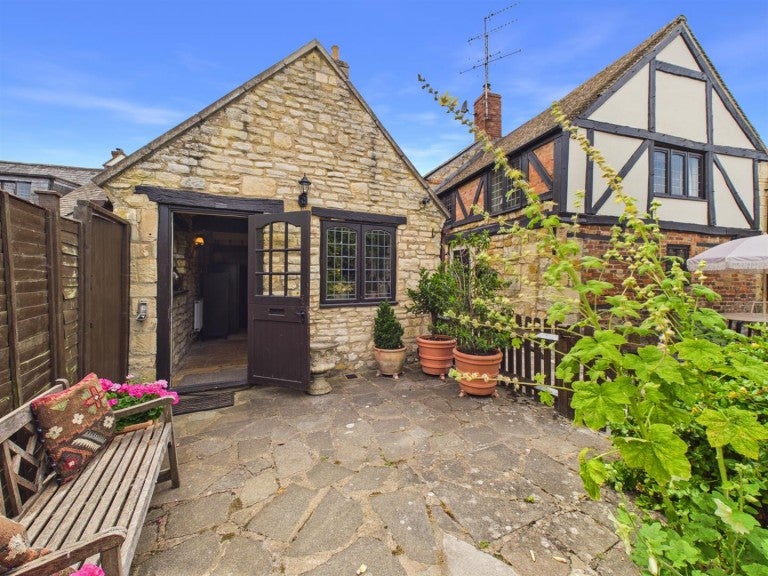 House Bull Lane in Winchcombe