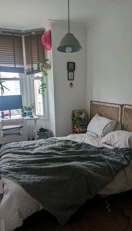 Room Elderfield Road in Greater London